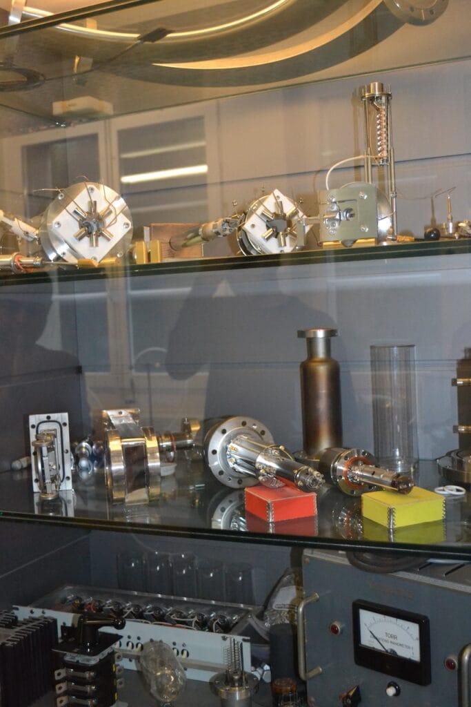 saharagems meteorite classification university berne 21