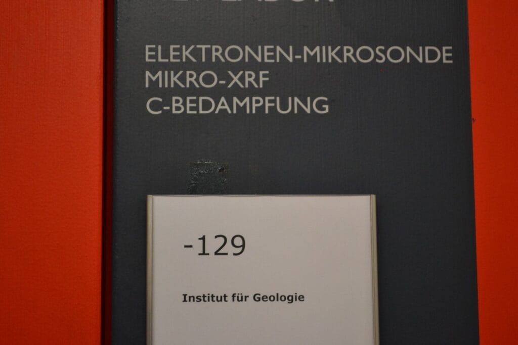 saharagems meteorite classification university berne 35