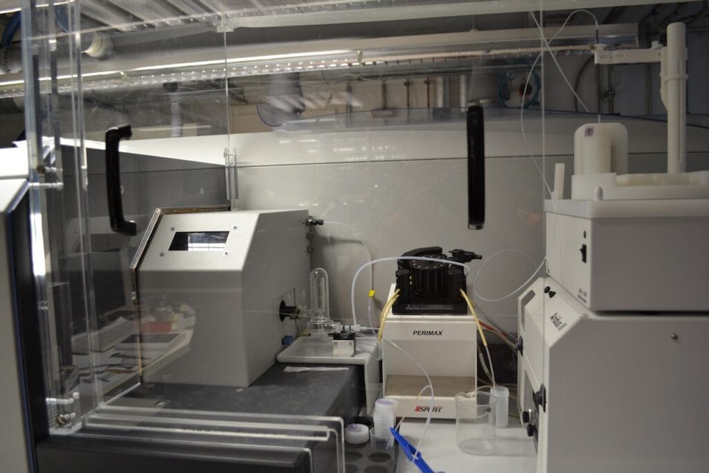 saharagems meteorite classification university berne 42