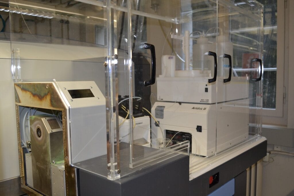 saharagems meteorite classification university berne 45