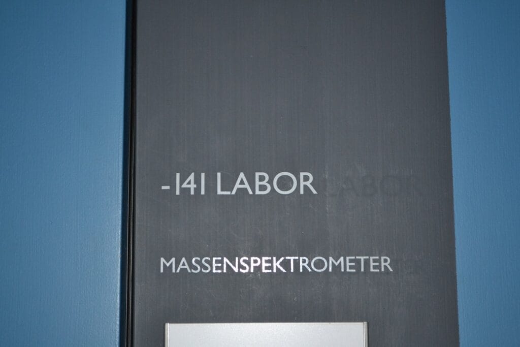 saharagems meteorite classification university berne 48