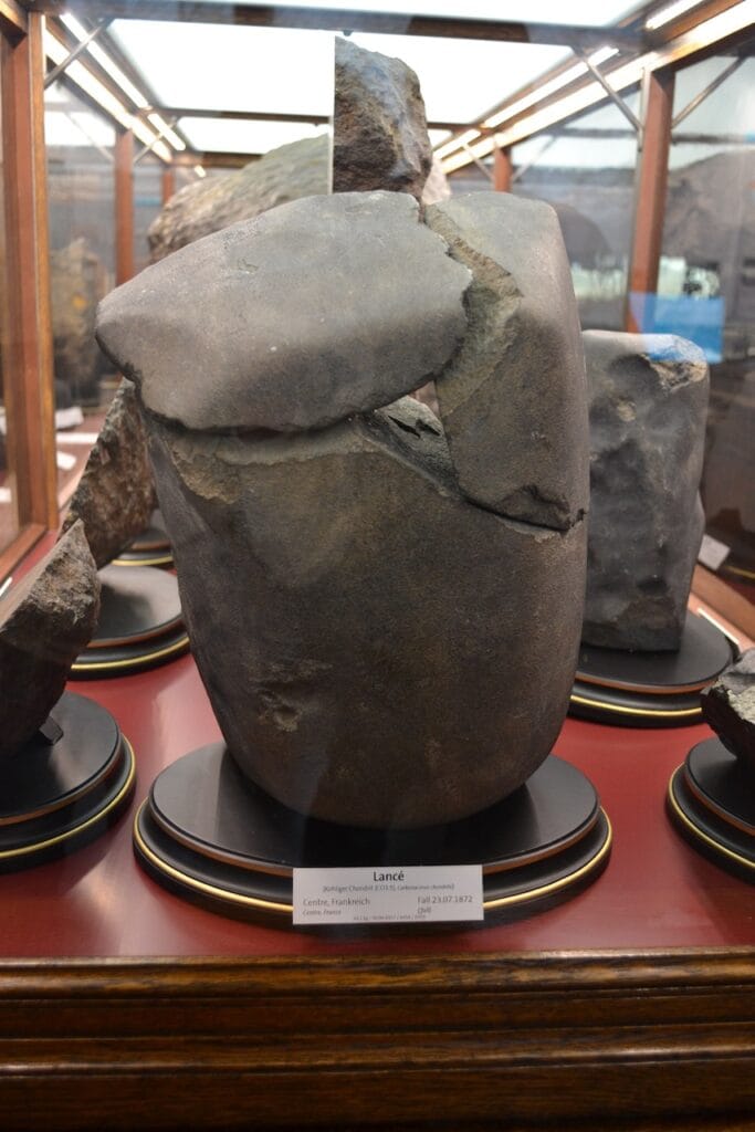 saharagems meteorite collection museum vienna 25