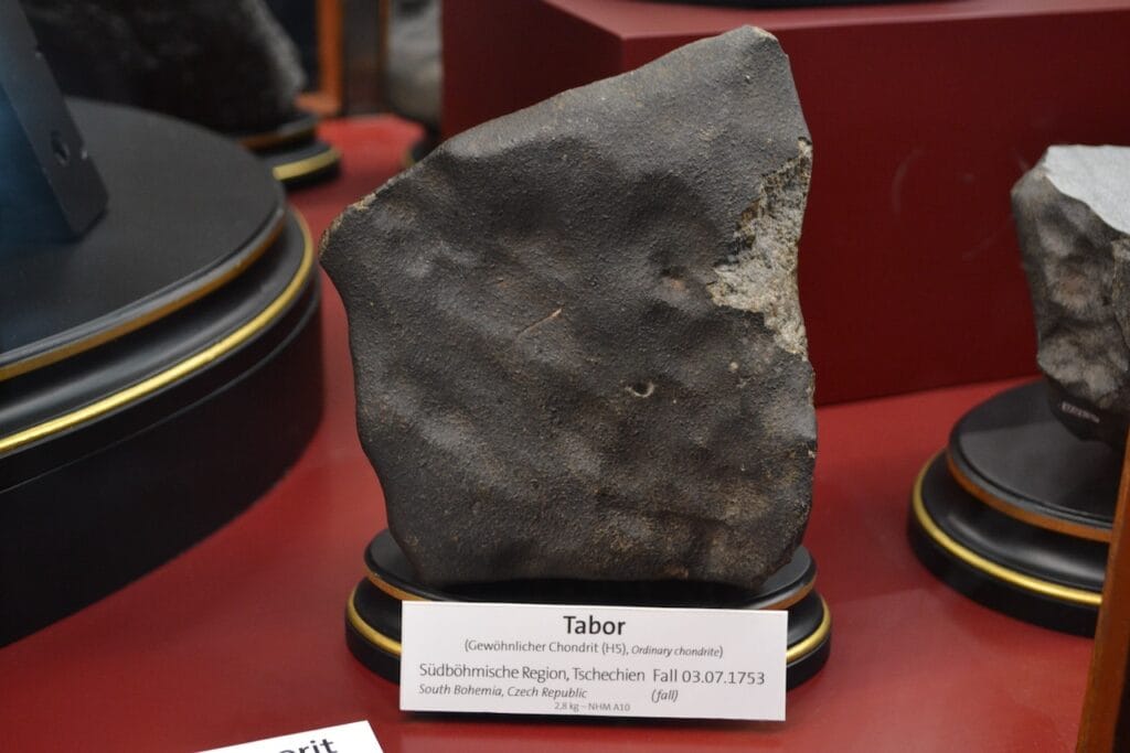 saharagems meteorite collection museum vienna 30
