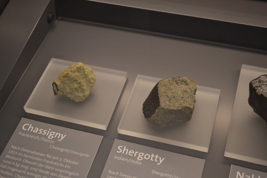 saharagems meteorite collection museum vienna 37