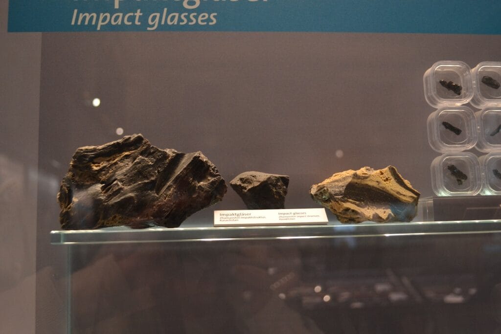 saharagems meteorite collection museum vienna 41