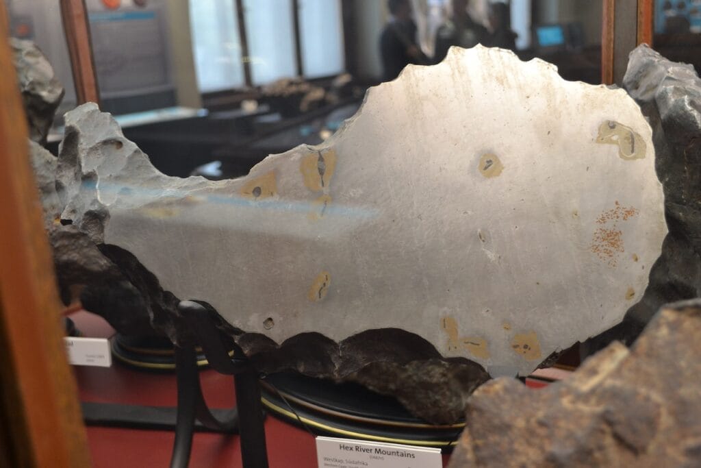 saharagems meteorite collection museum vienna 50