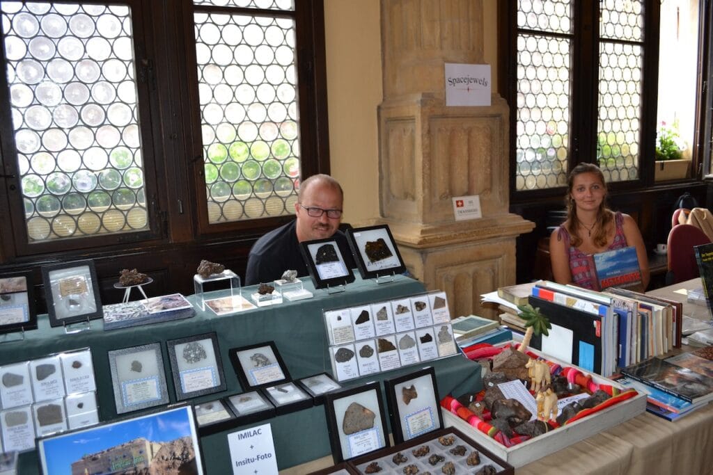 saharagems mineral meteorite shows 36