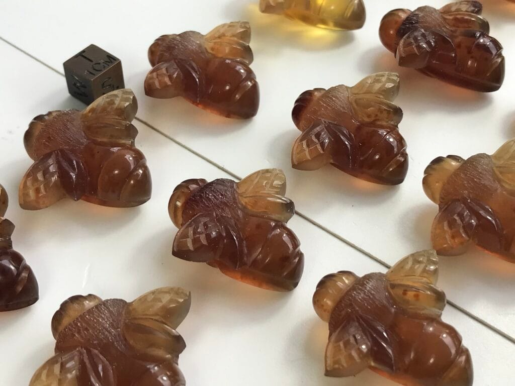 saharagems blue amber sumatra indonesia bees 2