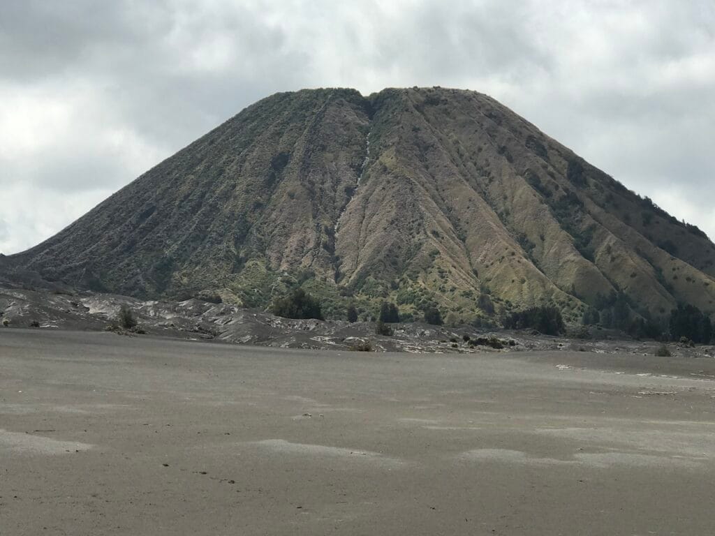 saharagems bromo volcano java indonesia 21