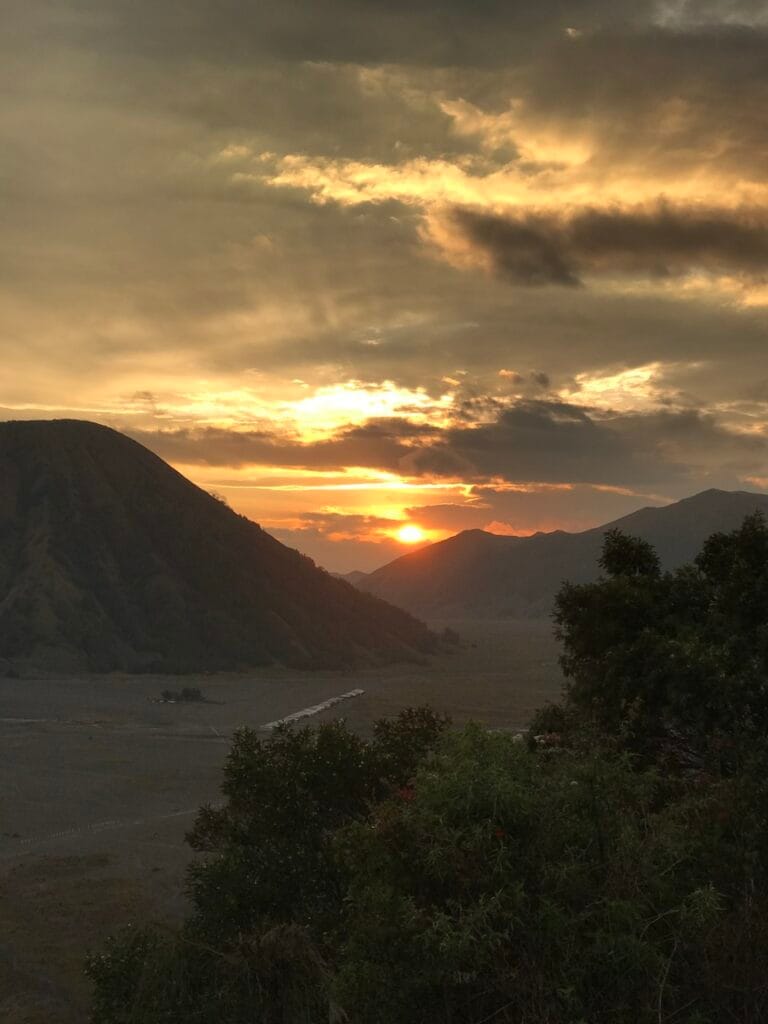saharagems bromo volcano java indonesia 6