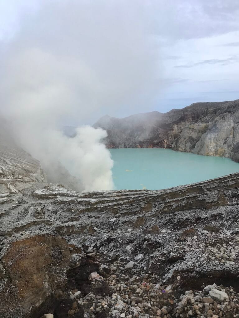 saharagems ijen sulfur volcano java indonesia 6