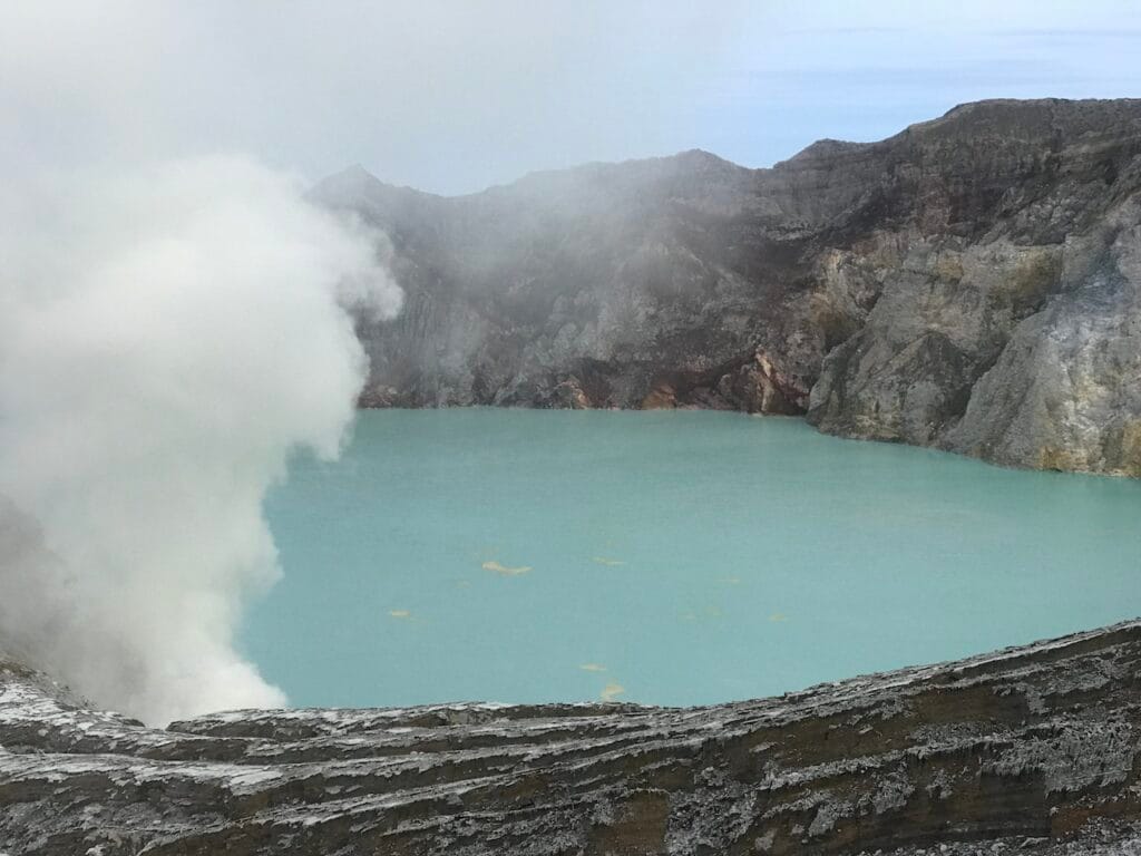 saharagems ijen sulfur volcano java indonesia 7