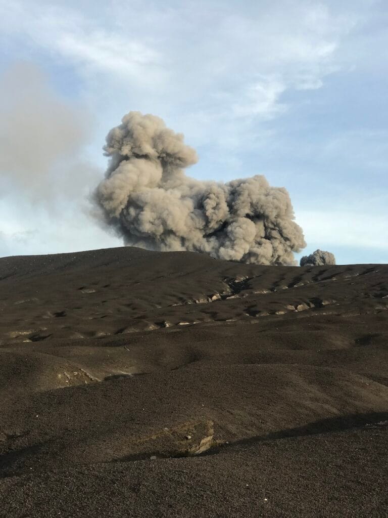 saharagems krakatau krakatoa volcano indonesia 35