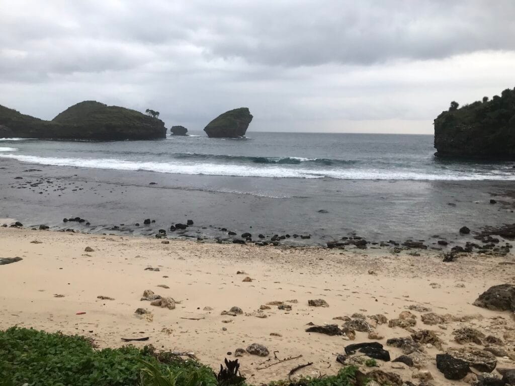 saharagems ocean villa family srau beach pacitan java 17