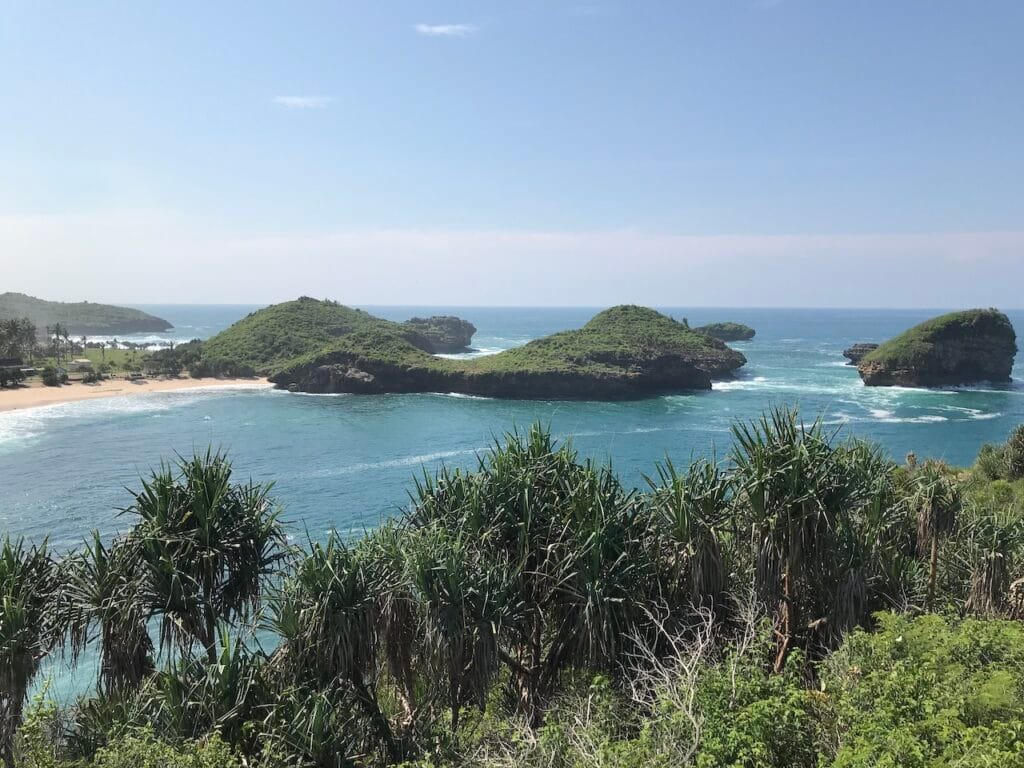 saharagems ocean villa family srau beach pacitan java 17