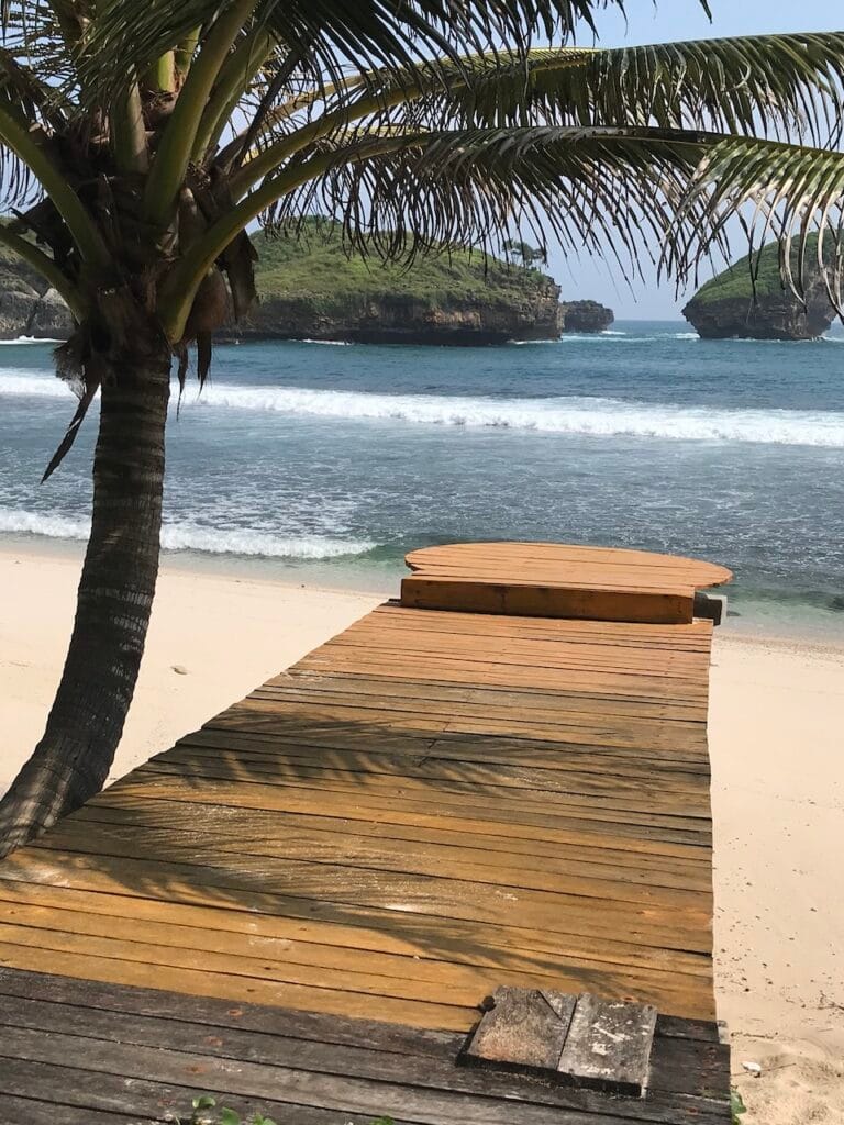 saharagems ocean villa family srau beach pacitan java 21