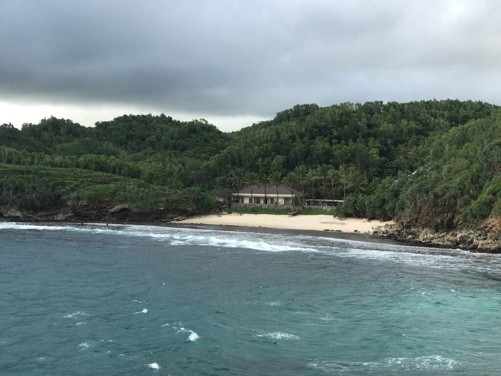 saharagems ocean villa family srau beach pacitan java 36