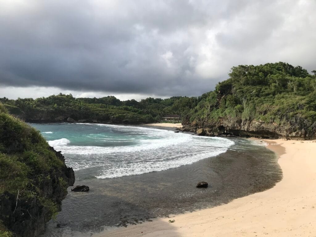 saharagems ocean villa family srau beach pacitan java 39