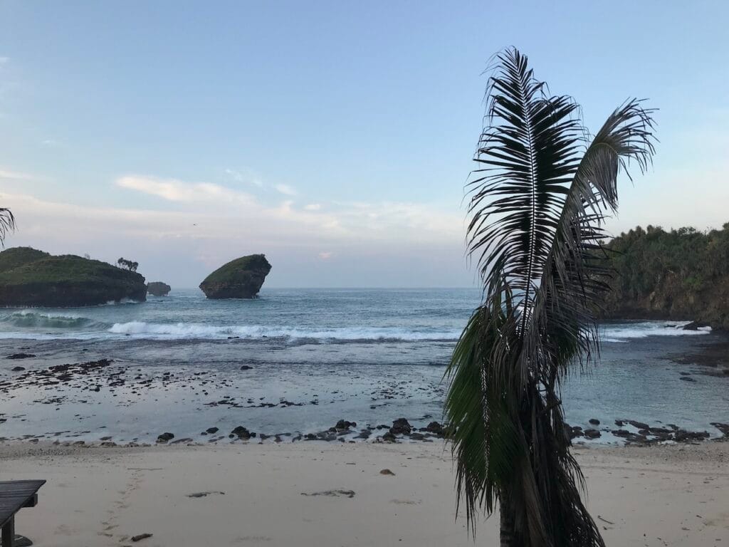 saharagems ocean villa family srau beach pacitan java 41