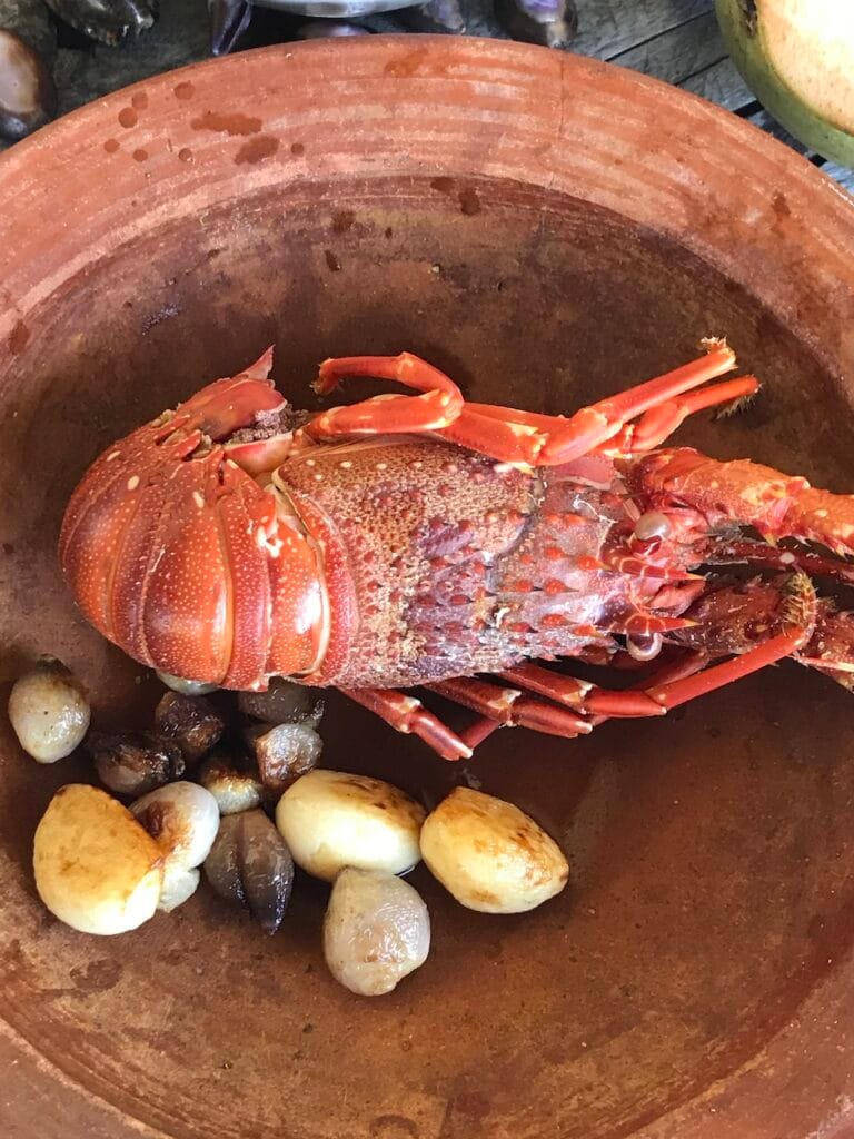 saharagems ocean villa family srau indonesian food seafood 23