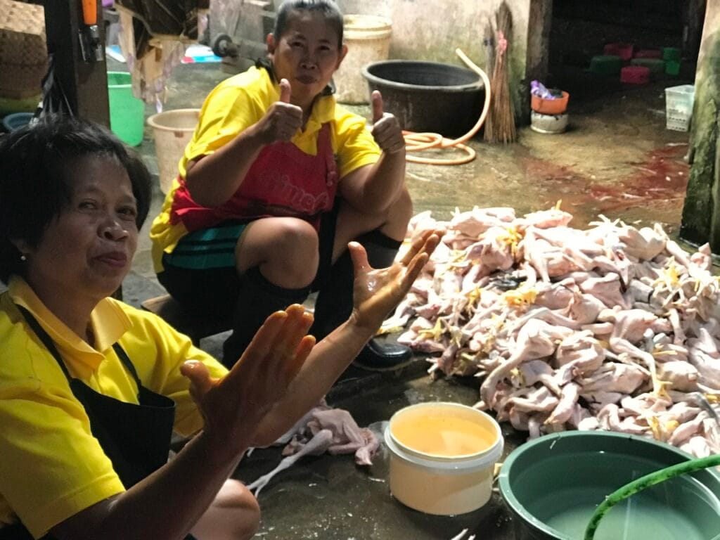 saharagems ocean villa family srau indonesian food seafood 4