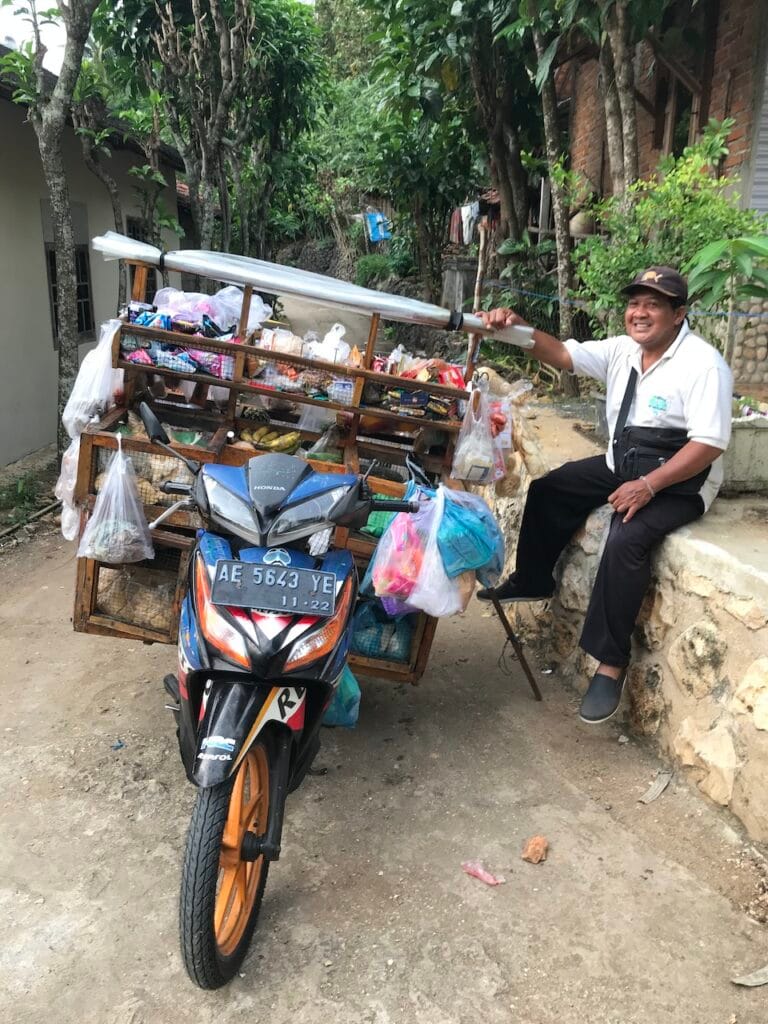 saharagems ocean villa family srau village life java 17