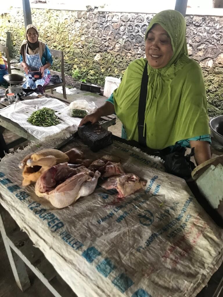 saharagems ocean villa family srau village life java 6