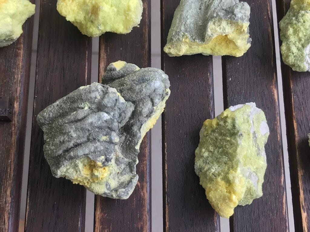 saharagems papandayan volcano sulfur lava rocks 2