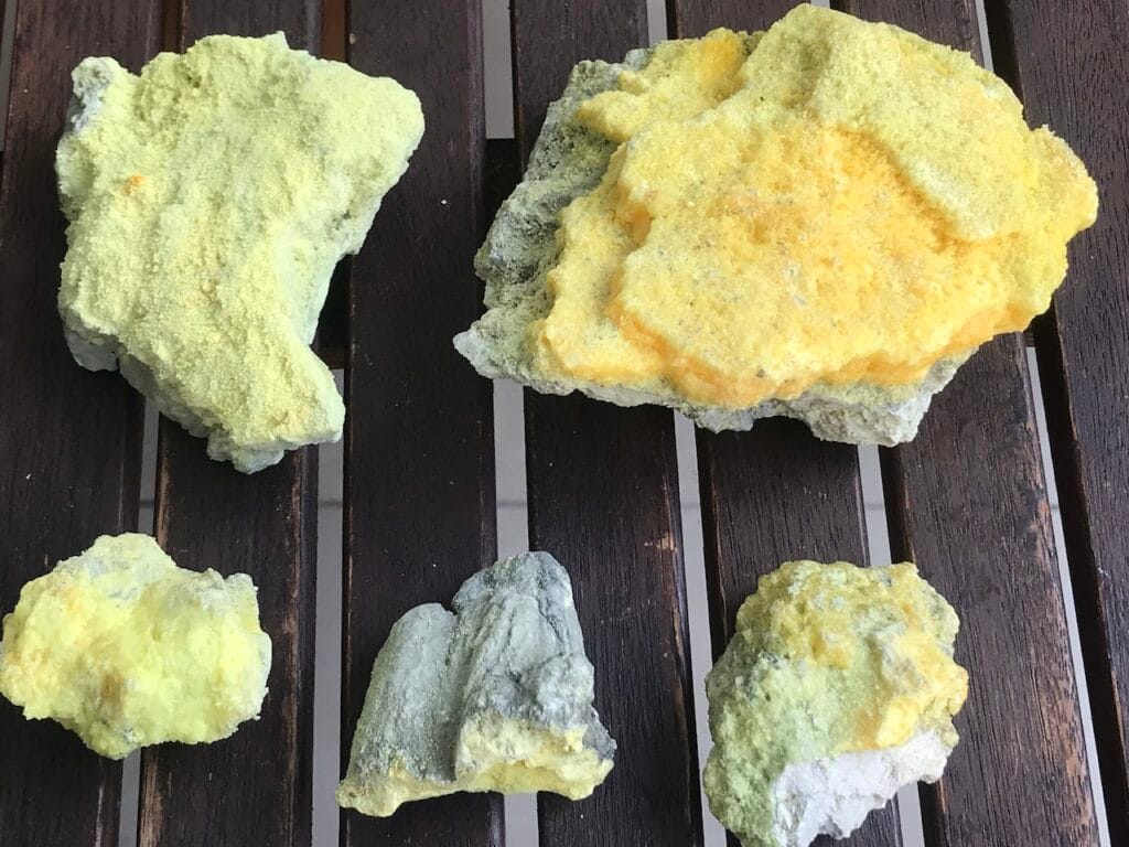 saharagems papandayan volcano sulfur lava rocks 3