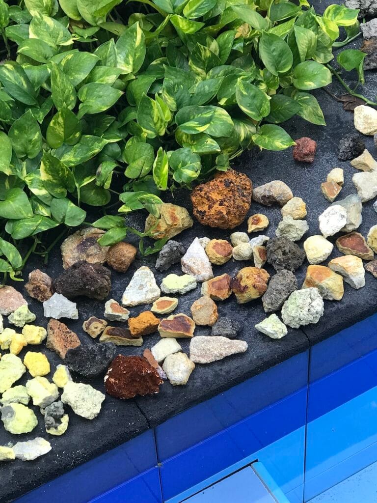 saharagems papandayan volcano sulfur lava rocks 7