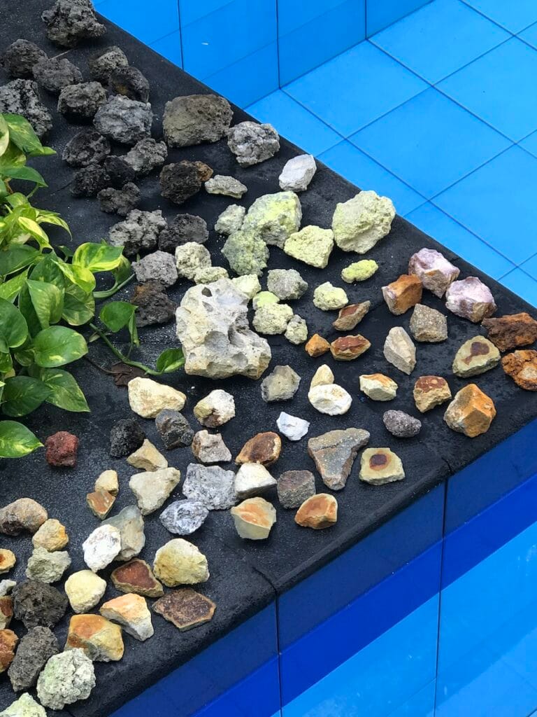 saharagems papandayan volcano sulfur lava rocks 8